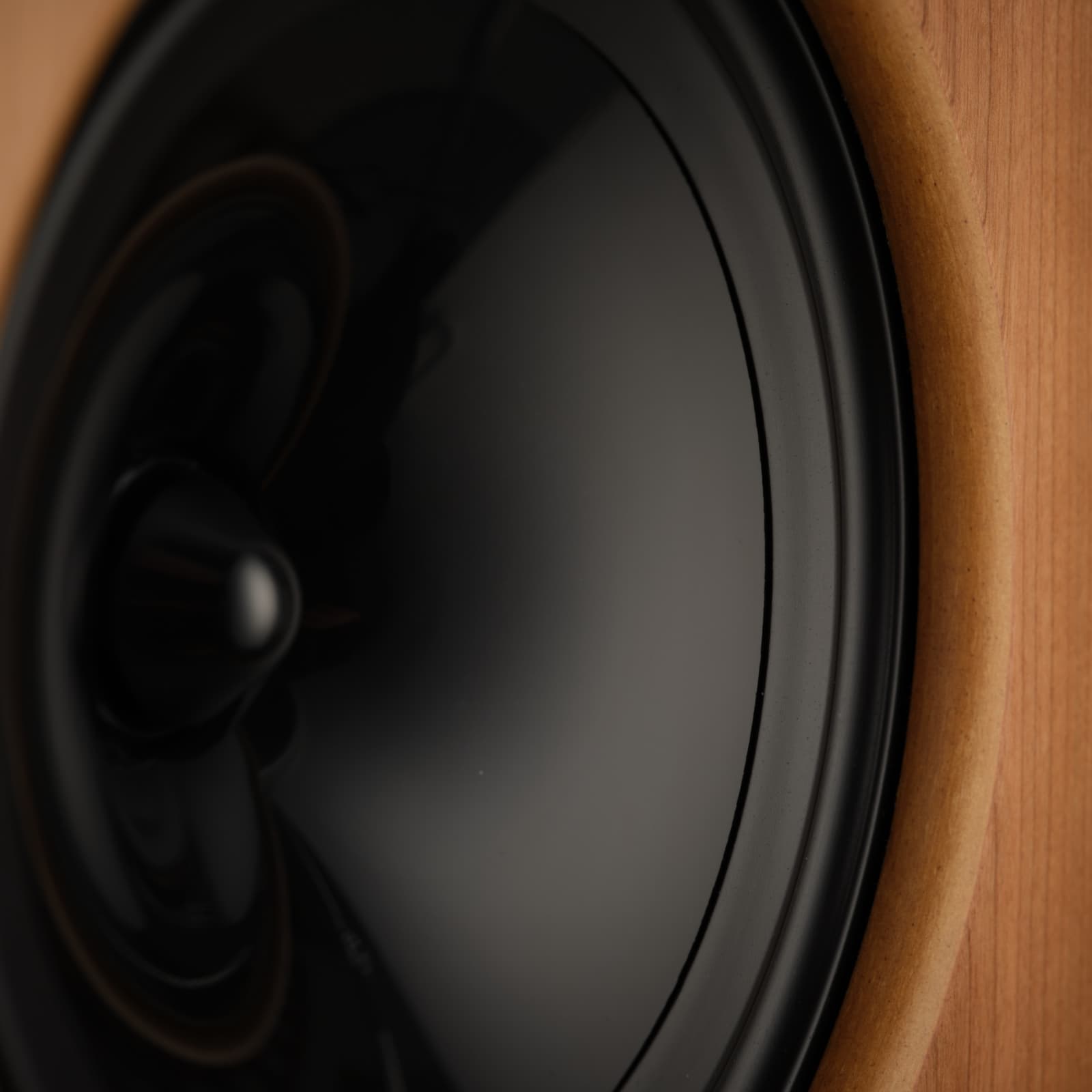 Harbeth M30.3 XD2 - Cherry