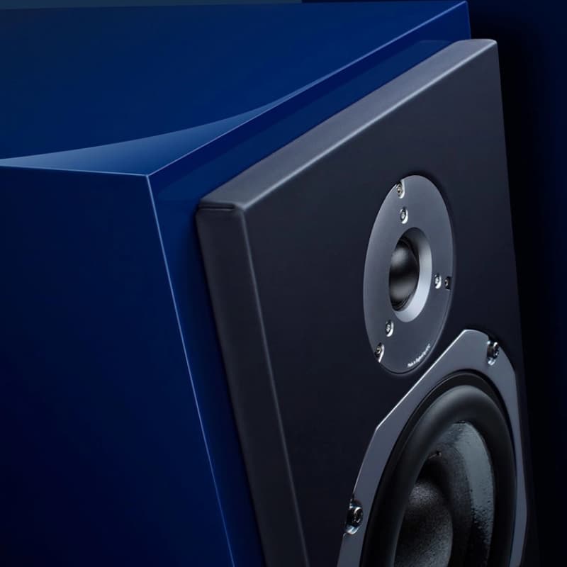 close up scm20asl standmount speakers atc special edition iso no grill blue dreamaudio